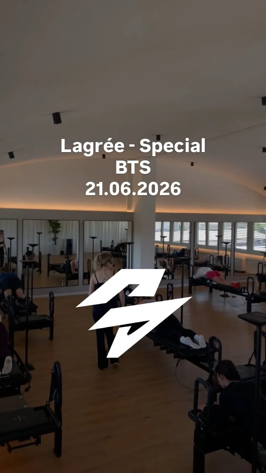 Teilnehmende beim 2LATE Lagree Special